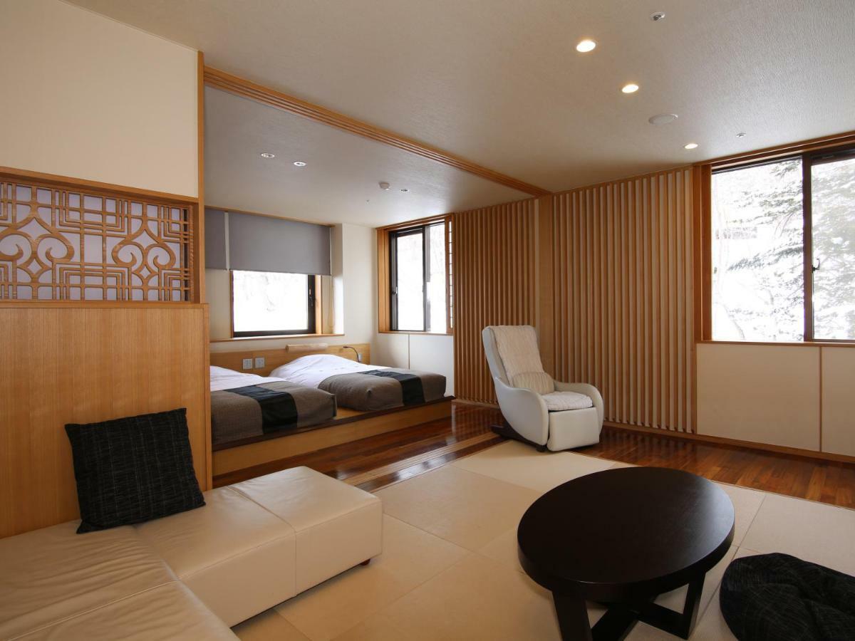 Niseko Konbu Onsen Tsuruga Moku-No-Sho Hotel Exterior foto