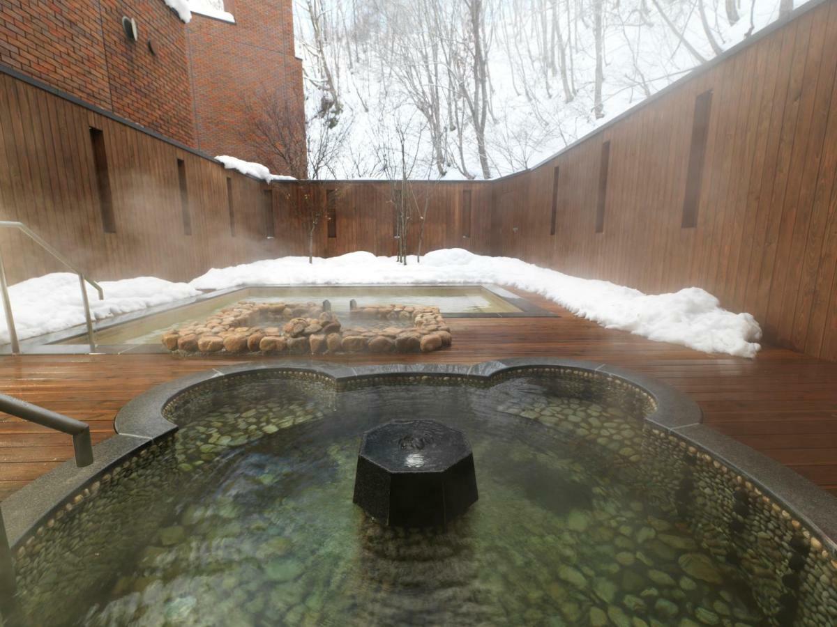Niseko Konbu Onsen Tsuruga Moku-No-Sho Hotel Exterior foto
